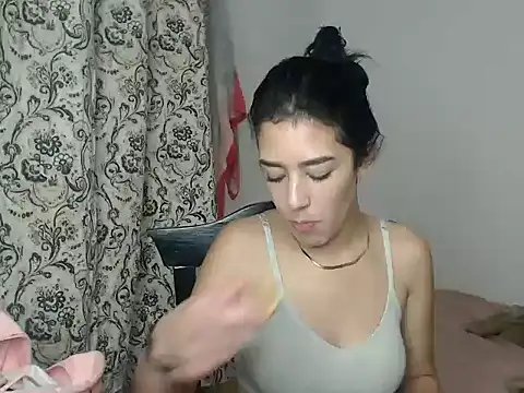 luisandri  online show from February 25, 12:42 am