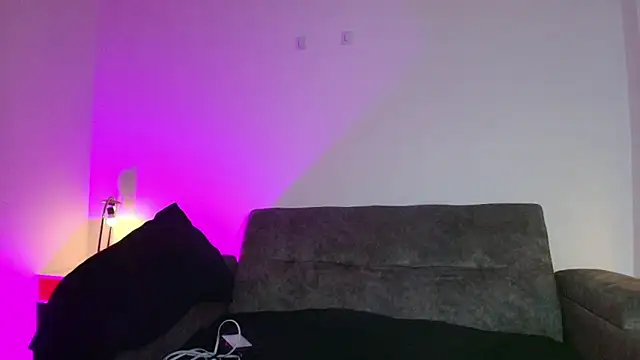 Alexander Connor online show from March 21, 11:59 am