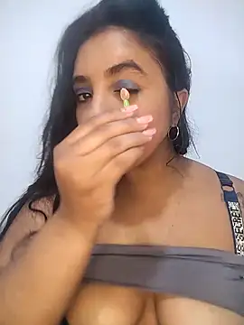 Snapshot of Eva_Ferrari chatting on May 2, 8:47 pm Eva Ferrari online show from May 2, 8:47 pm