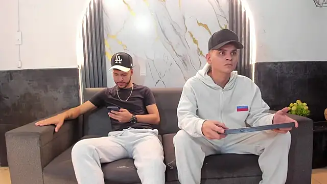 Angel Villareal online show from March 1, 6:04 am