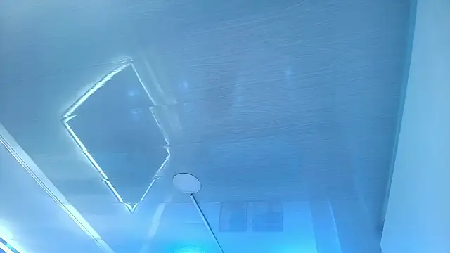 Snapshot of Zoe_swan chatting on March 1, 11:12 am Zoe swan online show from March 1, 11:12 am