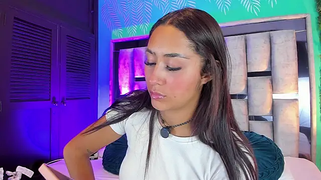 MadisonFox1 online show from March 2, 10:05 pm