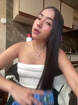 Snapshot of AuroraJohns_Pink chatting on February 15, 7:54 pm AuroraJohns Pink online show from February 15, 7:54 pm