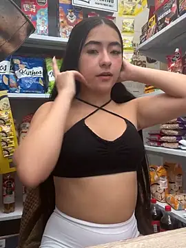 Snapshot of AuroraJohns_Pink chatting on February 18, 8:27 pm AuroraJohns Pink online show from February 18, 8:27 pm