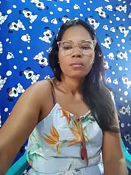 Snapshot of Yandris_1212 chatting on June 18, 1:15 pm Yandris 1212 online show from June 18, 1:15 pm