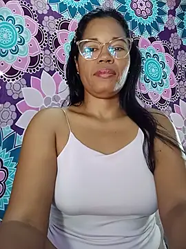 Snapshot of Yandris_1212 chatting on July 2, 1:28 pm Yandris 1212 online show from July 2, 1:28 pm