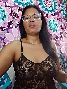 Snapshot of Yandris_1212 chatting on July 9, 1:48 pm Yandris 1212 online show from July 9, 1:48 pm