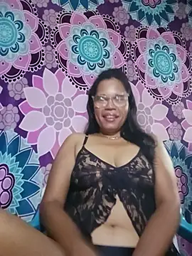 Snapshot of Yandris_1212 chatting on July 10, 1:54 am Yandris 1212 online show from July 10, 1:54 am