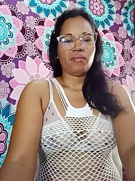 Snapshot of Yandris_1212 chatting on July 10, 1:58 pm Yandris 1212 online show from July 10, 1:58 pm
