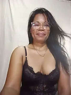 Snapshot of Yandris_1212 chatting on July 11, 2:03 am Yandris 1212 online show from July 11, 2:03 am