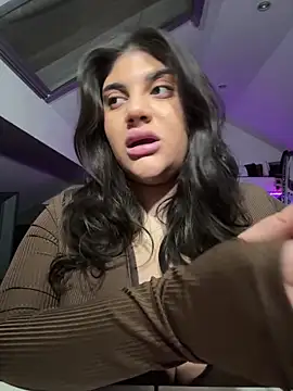 Snapshot of MinaKhalina chatting on February 2, 5:55 pm MinaKhalina online show from February 2, 5:55 pm