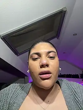 Snapshot of MinaKhalina chatting on February 13, 5:42 pm MinaKhalina online show from February 13, 5:42 pm