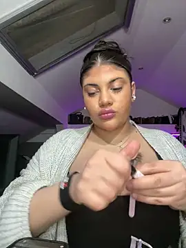 Snapshot of MinaKhalina chatting on February 22, 11:58 pm MinaKhalina online show from February 22, 11:58 pm