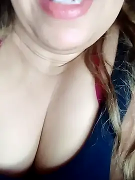 Snapshot of Naughty-Yousra chatting on March 1, 12:07 pm Naughty-Yousra online show from March 1, 12:07 pm