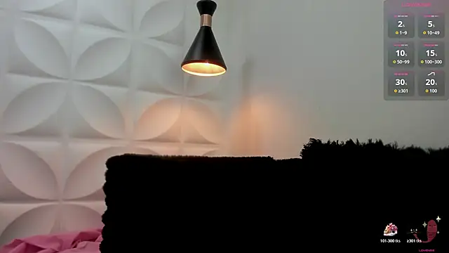 zaira skinny online show from April 17, 3:31 am