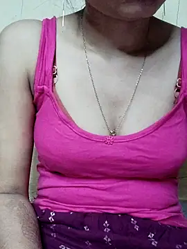 Snapshot of annugirl chatting on February 21, 3:57 pm annugirl online show from February 21, 3:57 pm