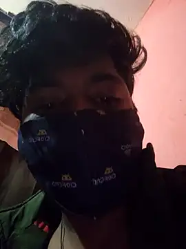 Snapshot of somyy_patel11 chatting on January 16, 5:39 pm somyy patel11 online show from January 16, 5:39 pm