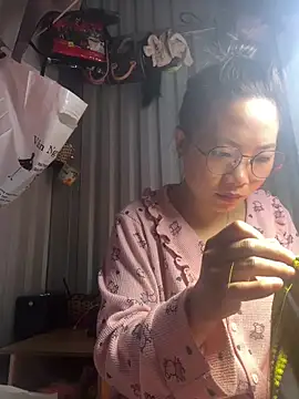 Lata-cute online show from February 27, 1:49 am