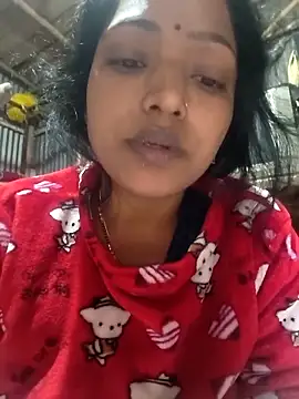 Snapshot of Hot-Tinaa chatting on February 7, 5:22 am Hot-Tinaa online show from February 7, 5:22 am