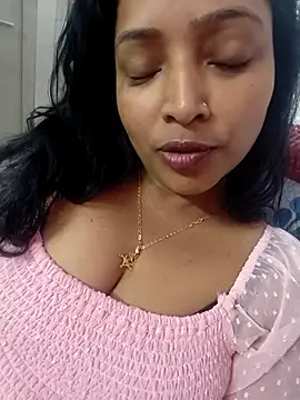 Snapshot of Hot-Tinaa chatting on February 19, 1:45 am Hot-Tinaa online show from February 19, 1:45 am