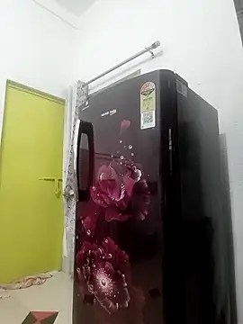 Snapshot of Hot-Tinaa chatting on February 25, 1:37 am Hot-Tinaa online show from February 25, 1:37 am