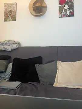 Snapshot of candyalice7 chatting on February 22, 1:09 pm candyalice7 online show from February 22, 1:09 pm