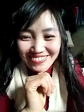 Snapshot of lia-coy chatting on February 24, 9:51 am lia-coy online show from February 24, 9:51 am