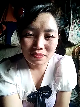 Snapshot of lia-coy chatting on February 26, 9:08 am lia-coy online show from February 26, 9:08 am