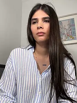 Snapshot of Lily_WellGifted chatting on February 5, 9:58 am Lily WellGifted online show from February 5, 9:58 am