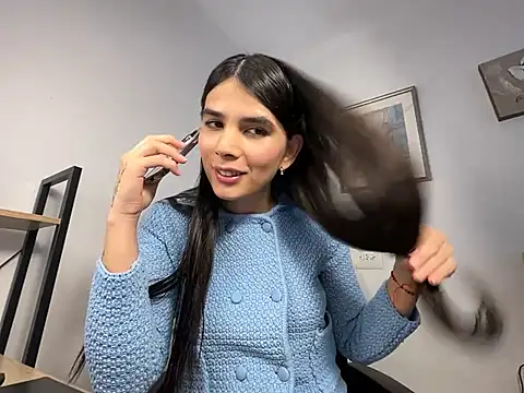 Snapshot of Lily_WellGifted chatting on February 10, 1:26 pm Lily WellGifted online show from February 10, 1:26 pm