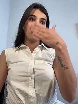 Snapshot of Lily_WellGifted chatting on February 22, 2:15 pm Lily WellGifted online show from February 22, 2:15 pm