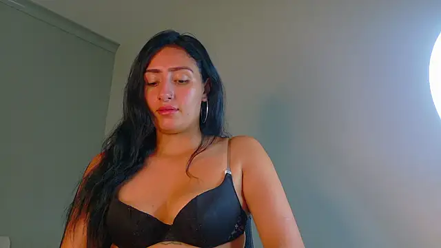 AmmyRouse   online show from March 18, 11:24 am