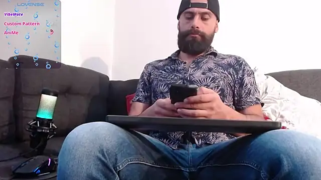 Snapshot of SpermsBank chatting on February 5, 10:55 pm SpermsBank online show from February 5, 10:55 pm