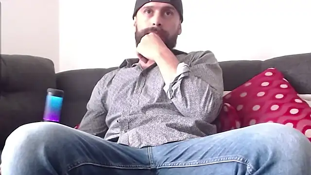 Snapshot of SpermsBank chatting on February 7, 9:58 pm SpermsBank online show from February 7, 9:58 pm