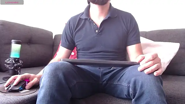 Snapshot of SpermsBank chatting on February 21, 1:33 pm SpermsBank online show from February 21, 1:33 pm