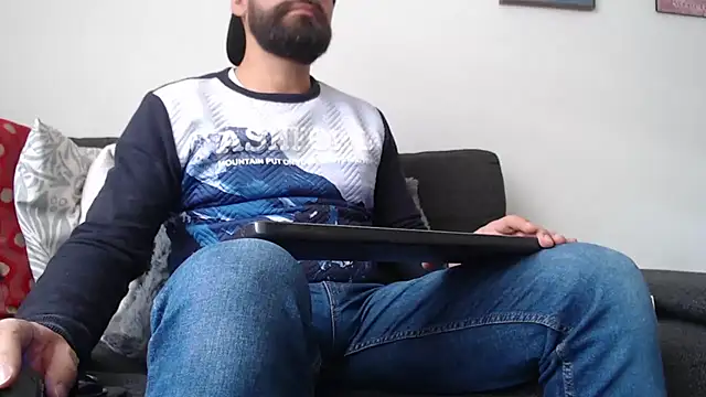 Snapshot of SpermsBank chatting on October 1, 6:47 pm SpermsBank online show from October 1, 6:47 pm