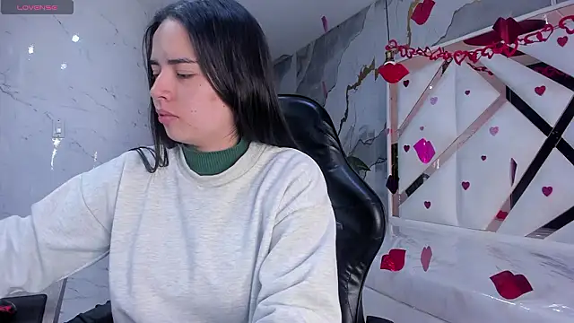 Snapshot of Qetsyah_tf chatting on February 16, 12:56 pm Qetsyah tf online show from February 16, 12:56 pm