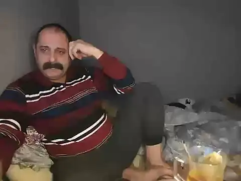 Snapshot of Biracikral chatting on February 24, 9:02 pm Biracikral online show from February 24, 9:02 pm