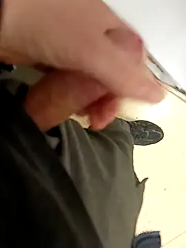 testmailx75 online show from February 4, 2:23 pm