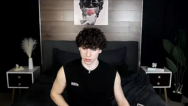 TylerGibson online show from March 6, 1:46 am