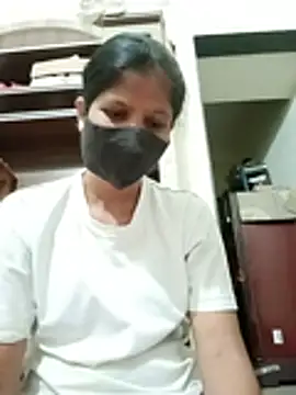 Snapshot of Prajakta123 chatting on July 14, 4:13 pm Prajakta123 online show from July 14, 4:13 pm