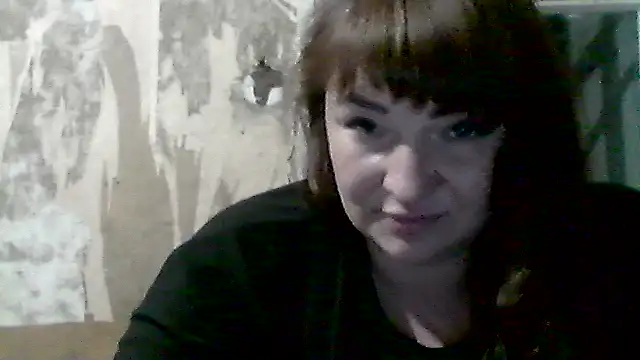 Snapshot of AllinaKis chatting on May 24, 6:46 pm AllinaKis online show from May 24, 6:46 pm