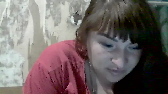 Snapshot of AllinaKis chatting on May 25, 7:53 pm AllinaKis online show from May 25, 7:53 pm