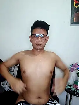 ClarkAndBruno online show from February 13, 9:33 pm