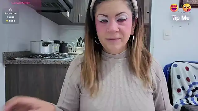 xxxMilexxx online show from June 16, 11:02 am