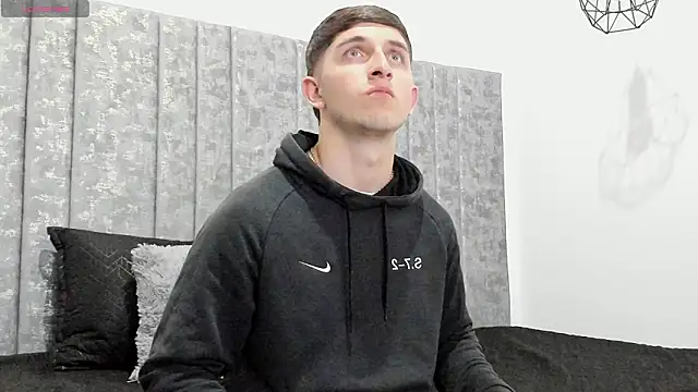 Snapshot of Calvin_Hunter chatting on March 11, 2:50 am Calvin Hunter online show from March 11, 2:50 am