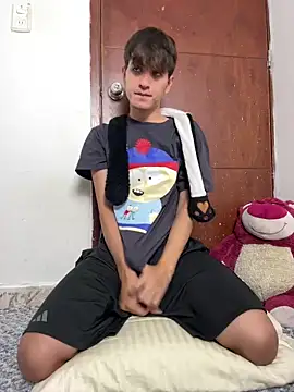 Snapshot of Naim_TheKing chatting on February 7, 2:37 am Naim TheKing online show from February 7, 2:37 am