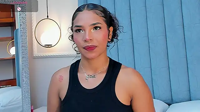 Snapshot of Scarlett-Banner chatting on February 3, 8:03 pm Scarlett-Banner online show from February 3, 8:03 pm