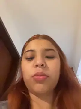 Snapshot of baddieasiantv chatting on February 3, 2:33 pm baddieasiantv online show from February 3, 2:33 pm