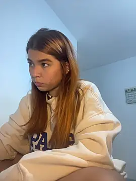 Snapshot of baddieasiantv chatting on February 26, 1:37 am baddieasiantv online show from February 26, 1:37 am